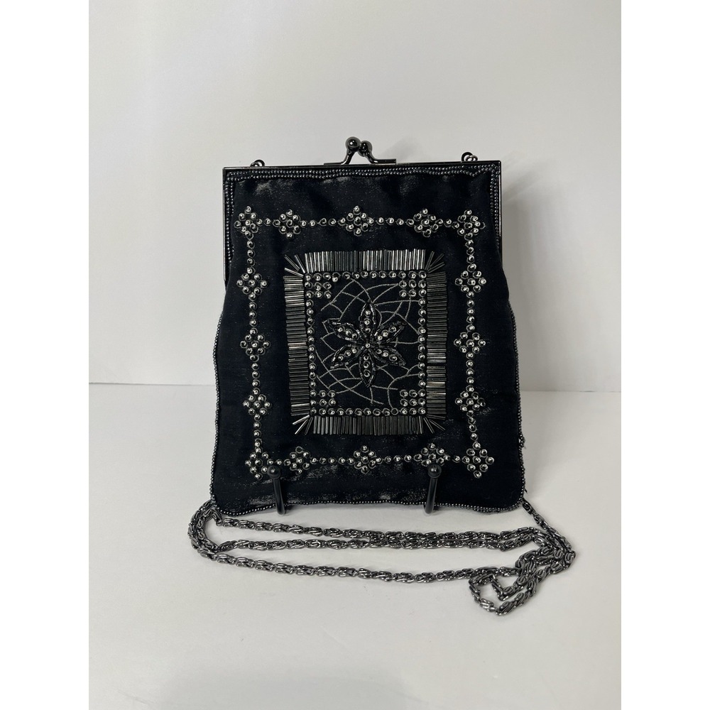 Comeco Black Beaded Bag With Chain - E177